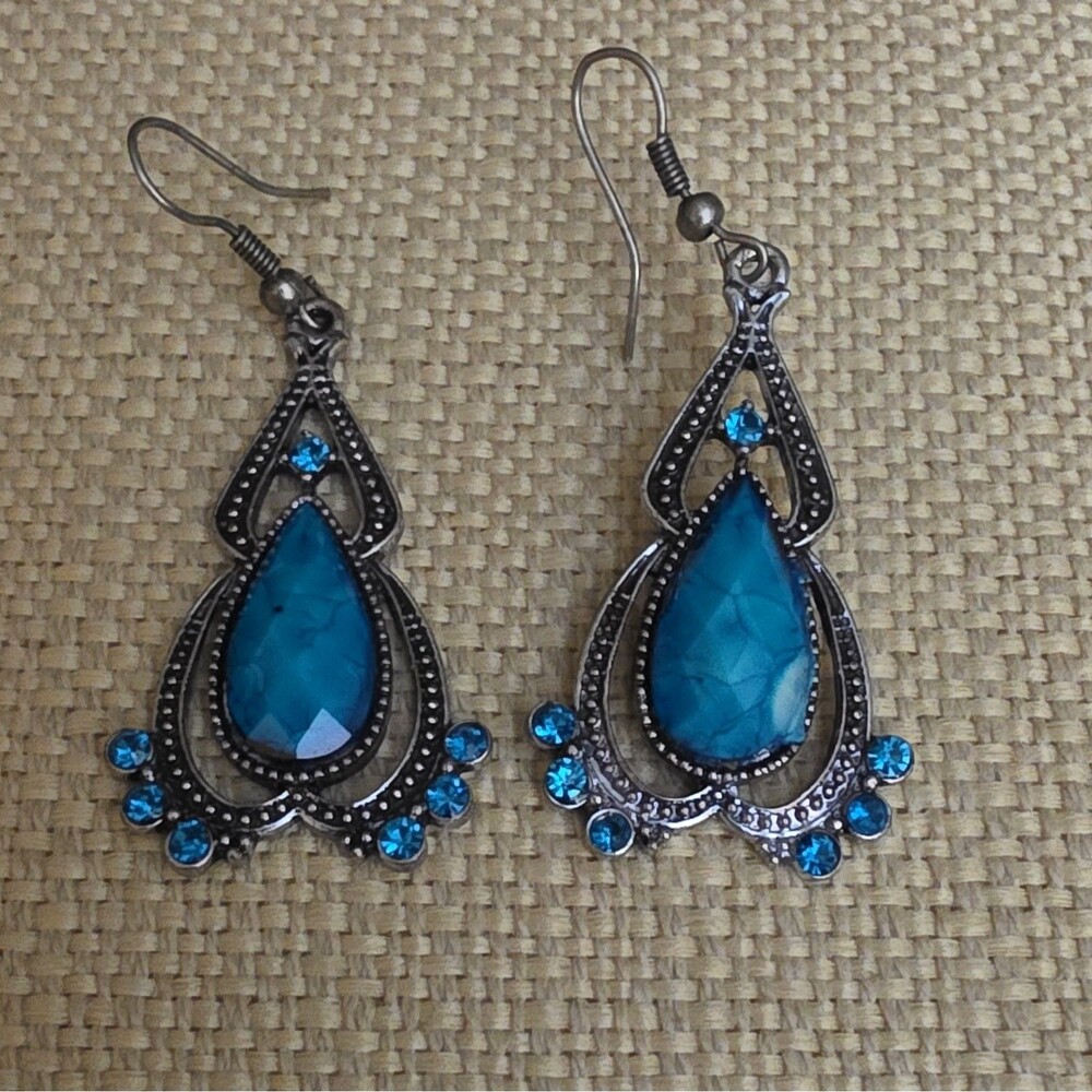 Boho Turquoise Teardrop Filigree Dangle Earrings Silver Tone Blue Crystals 2"